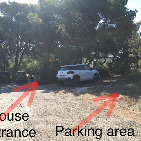 Cute Tiny House Villa Rafina  Bagian luar foto